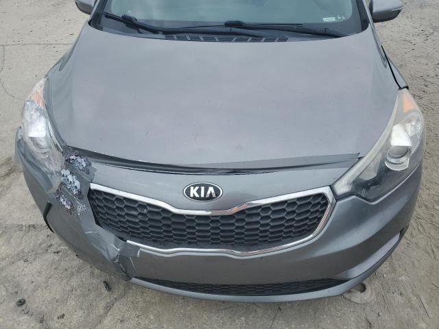 VIN KNAFX5A88G5587839 2016 KIA Forte, EX no.11