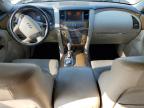 INFINITI QX56 photo