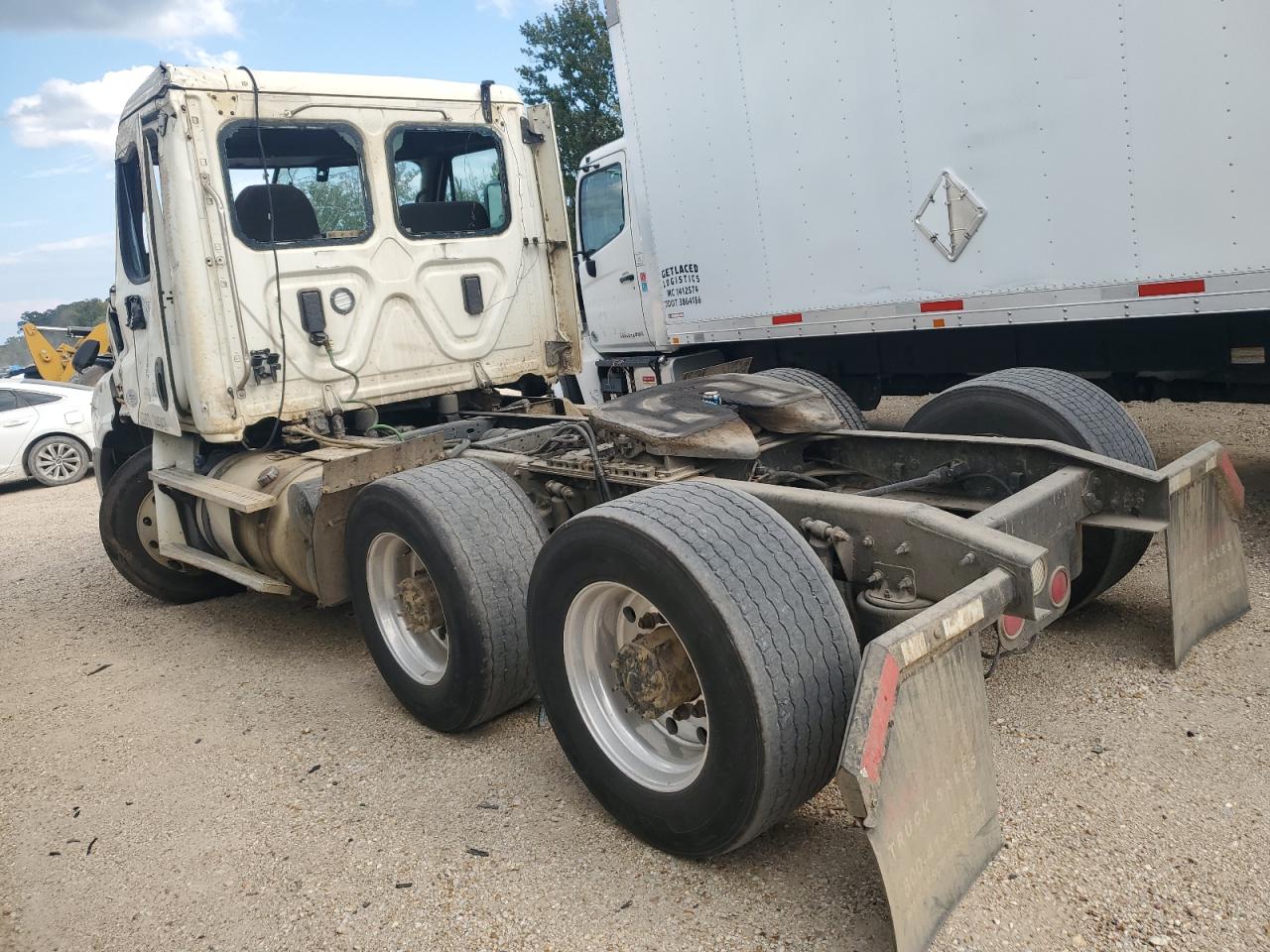 Lot #3006641414 2017 FREIGHTLINER CASCADIA 1