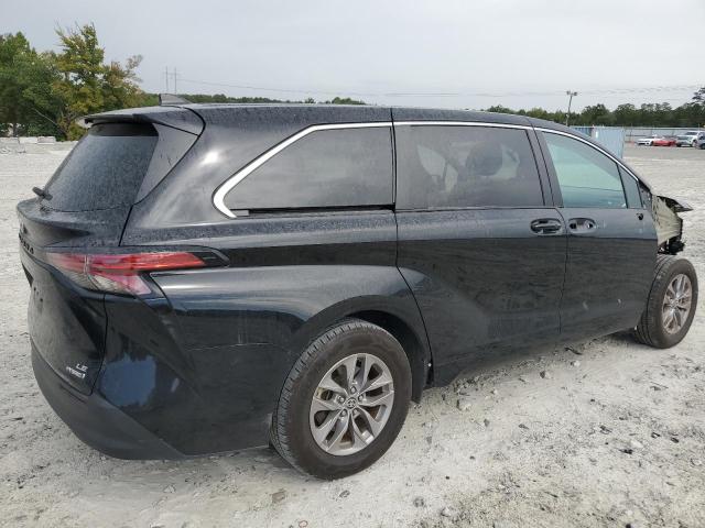 2022 TOYOTA SIENNA LE - 5TDKRKEC1NS123601