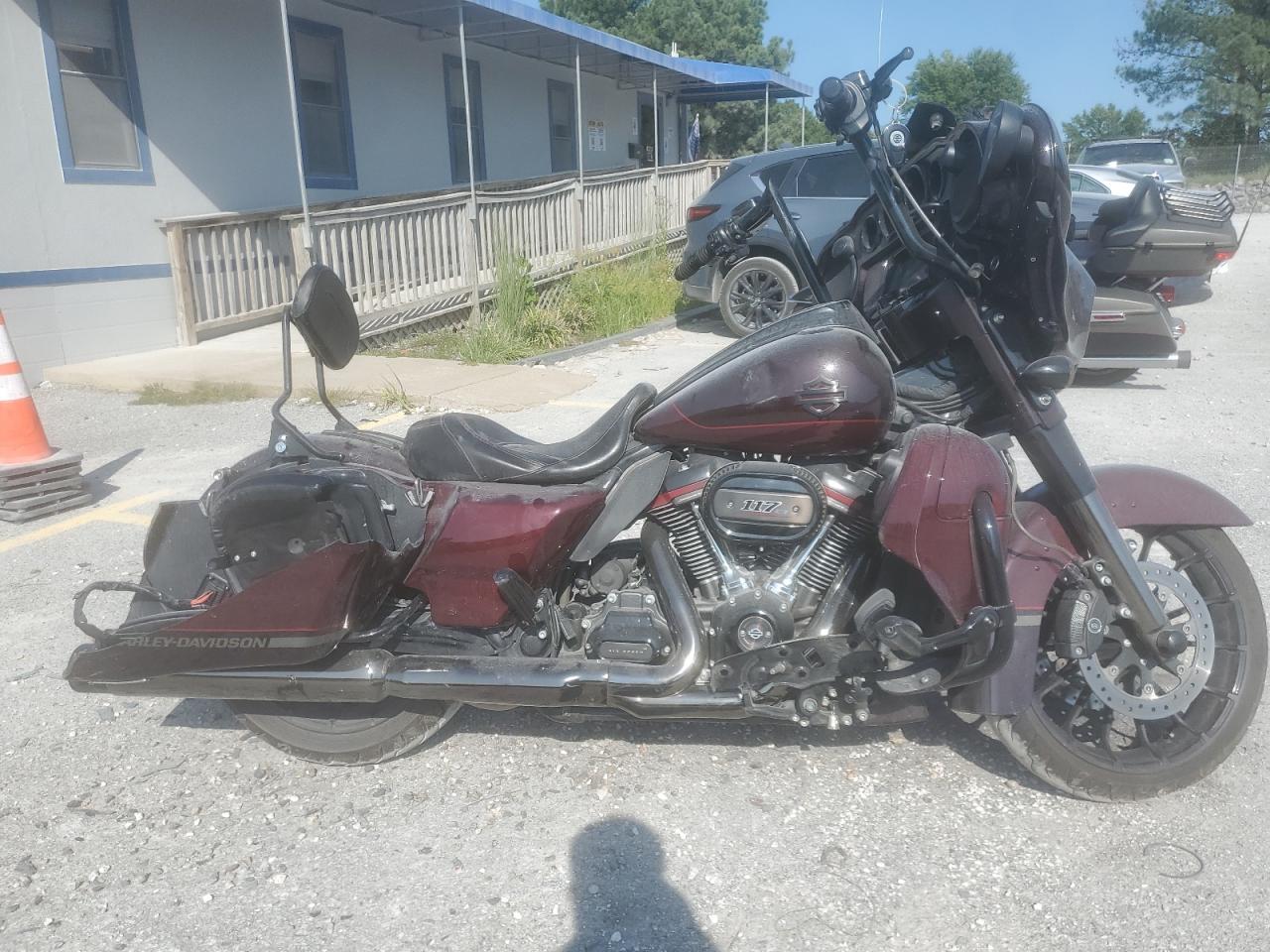 HARLEY-DAVIDSON FLHXSE 2019 burgundy  gas 1HD1PXL31KB955880 photo #1