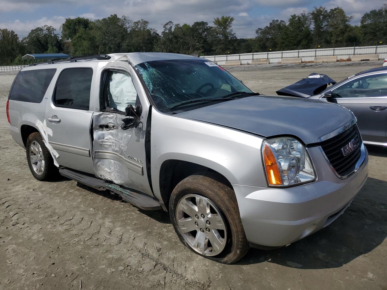 Lot #2895411399 2013 GMC YUKON XL C