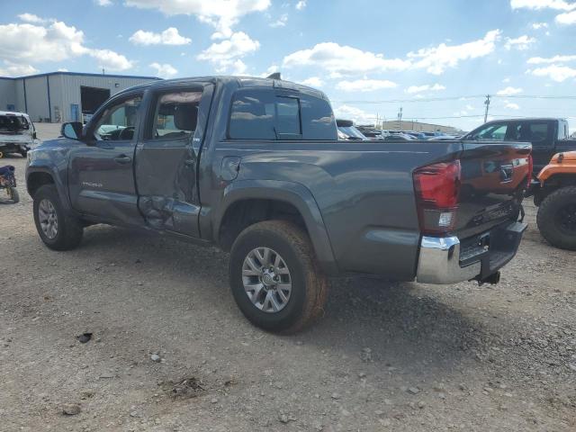 VIN 3TMAZ5CN6JM068364 2018 Toyota Tacoma, Double Cab no.2