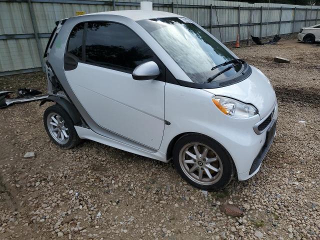 VIN WMEEJ9AA0FK837862 2015 Smart Fortwo no.4