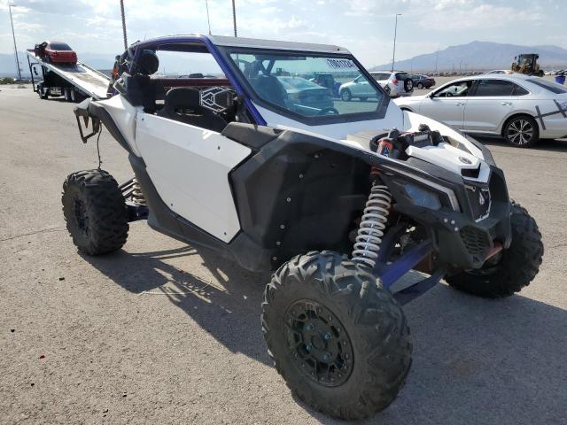 2017 CAN-AM MAVERICK X - 3JBVXAW24HK000624