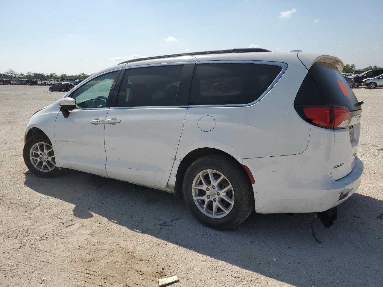 Lot #2857848979 2020 CHRYSLER VOYAGER LX