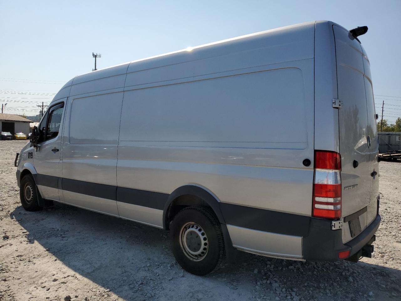 Lot #2955341563 2017 MERCEDES-BENZ SPRINTER 2