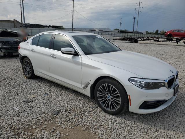 VIN WBAJB1C50JB374526 2018 BMW 5 Series, 530XE no.4