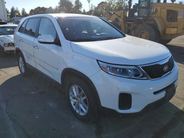 VIN 5XYKT3A62EG442882 2014 KIA Sorento, LX no.4