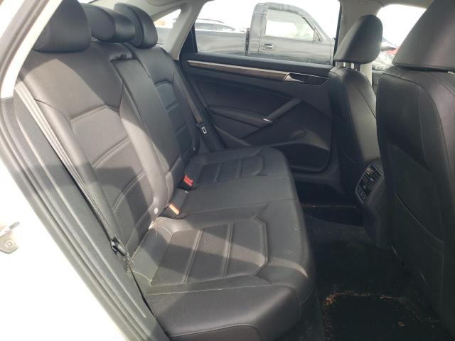 2018 VOLKSWAGEN PASSAT SE - 1VWBA7A35JC013749