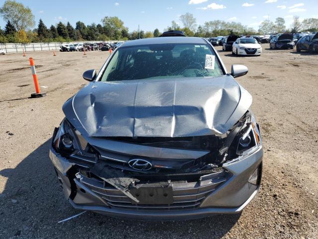 2019 HYUNDAI ELANTRA SE - KMHD74LF9KU777272