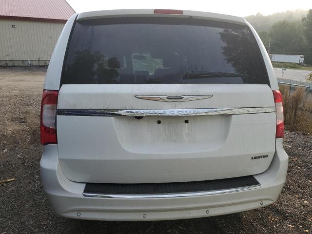 2016 CHRYSLER TOWN & COU - 2C4RC1GG0GR174965