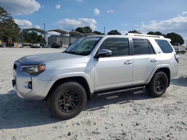 2018 TOYOTA 4RUNNER SR5 2018