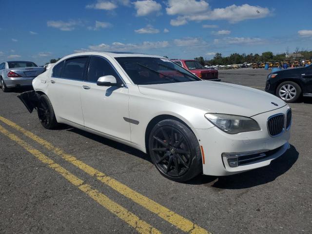 VIN WBAYF4C5XDD127883 2013 BMW 7 Series, 740 Lxi no.4