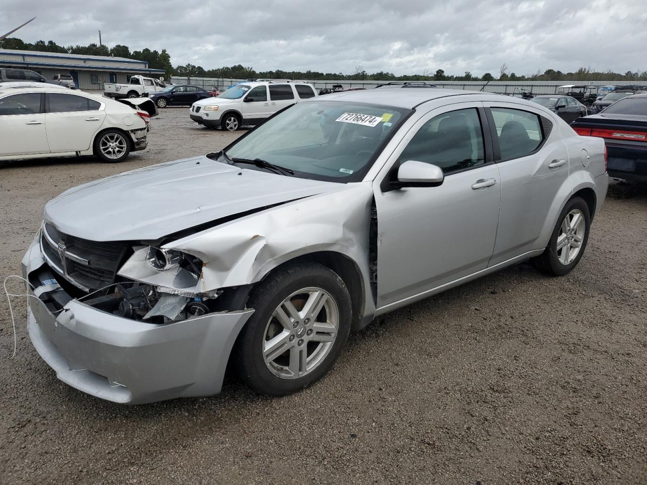 Lot #2919060566 2010 DODGE AVENGER EX