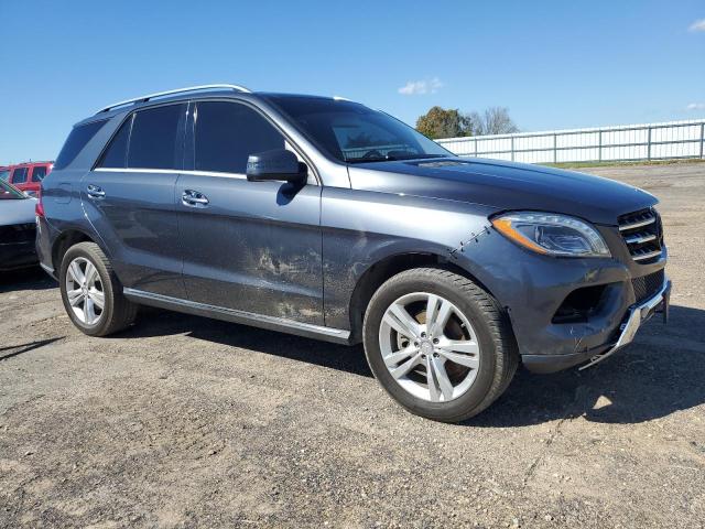 VIN 4JGDA5HB8FA482586 2015 Mercedes-Benz ML-Class, ... no.4