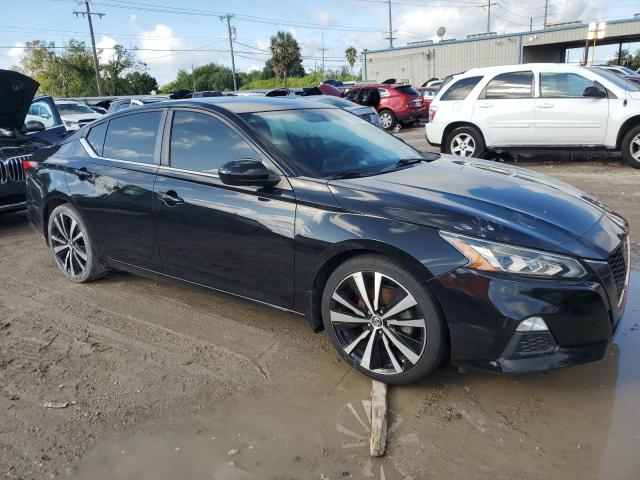 VIN 1N4BL4CV8KC199630 2019 Nissan Altima, SR no.4