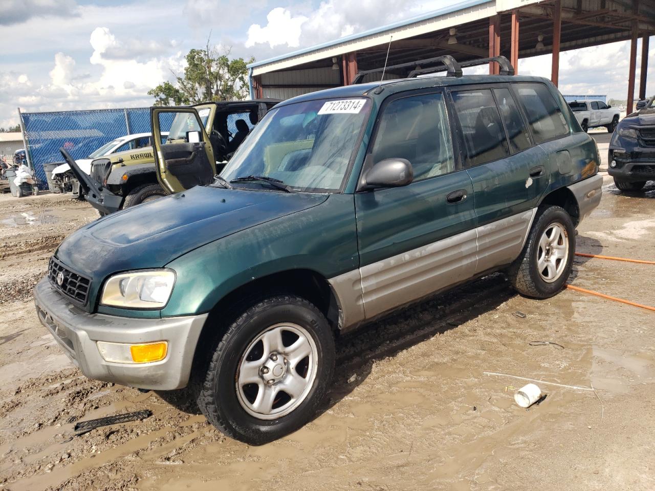  Salvage Toyota RAV4