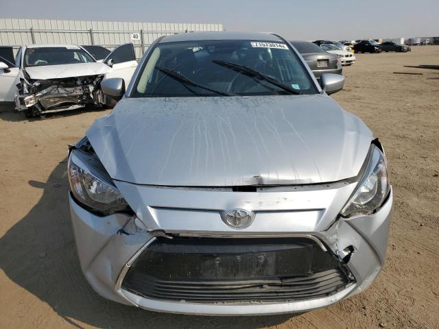 VIN 3MYDLBYV0JY306337 2018 Toyota Yaris no.5