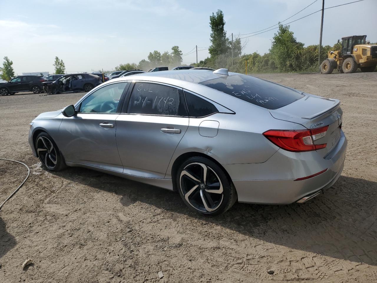 HONDA ACCORD SPO 2018 silver  gas 1HGCV1F3XJA809654 photo #3