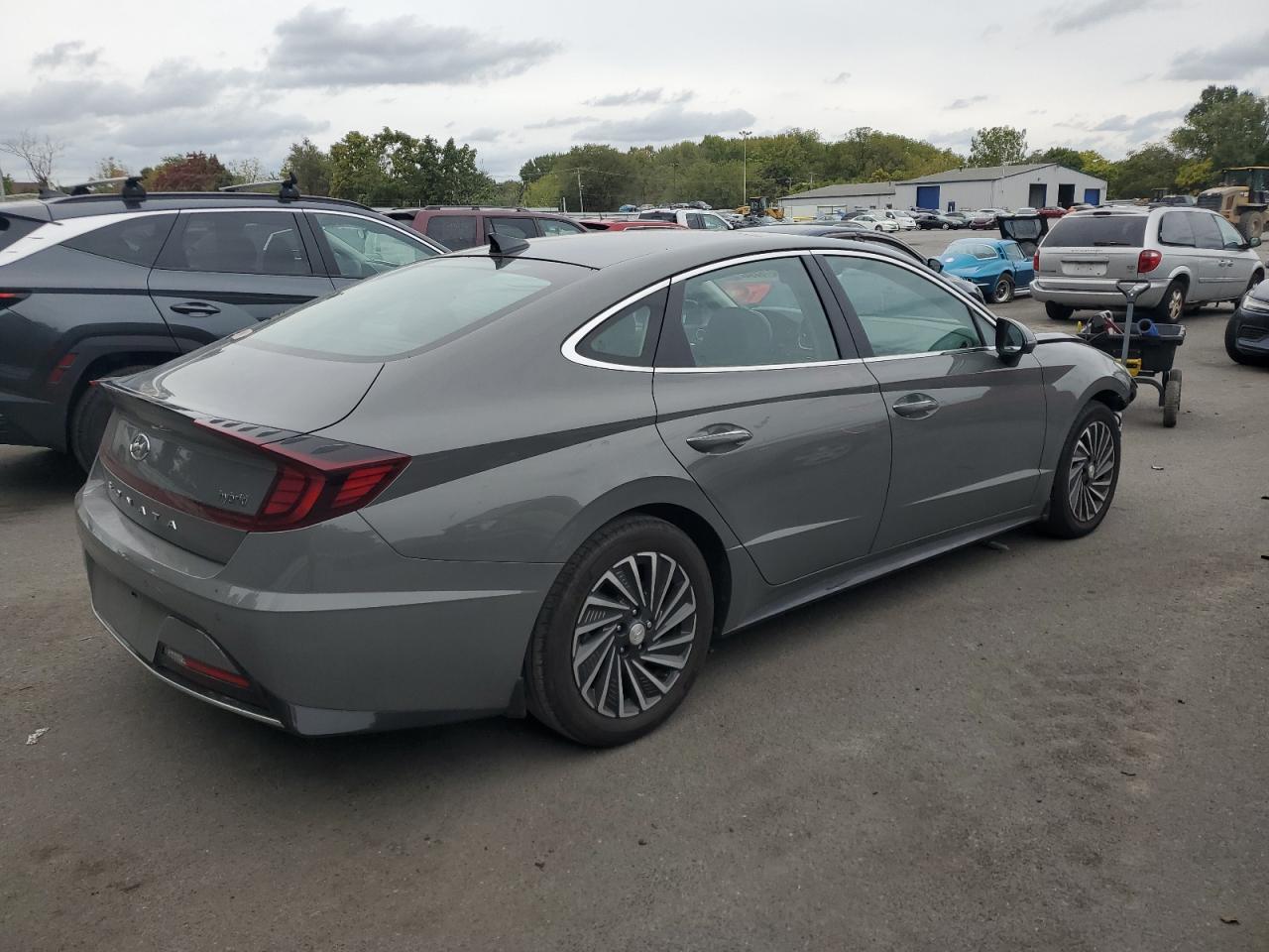 Lot #2952822096 2020 HYUNDAI SONATA HYB