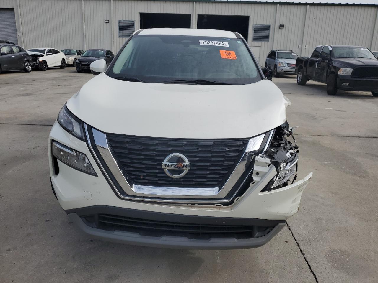 Lot #2888547116 2021 NISSAN ROGUE SV