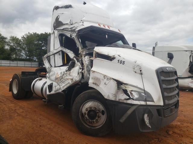 2020 FREIGHTLINER CASCADIA 1 #3024813369