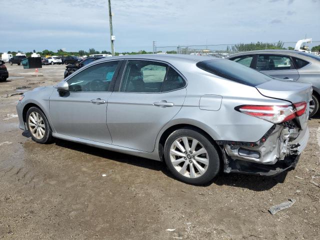 VIN 4T1B11HK0JU106973 2018 Toyota Camry, L no.2