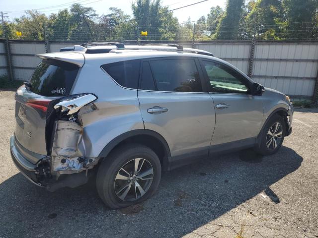 VIN 2T3RFREV5GW492982 2016 Toyota RAV4, Xle no.3