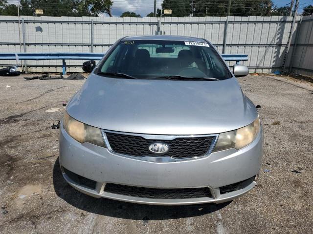 VIN KNAFT4A28D5723366 2013 KIA Forte, LX no.5