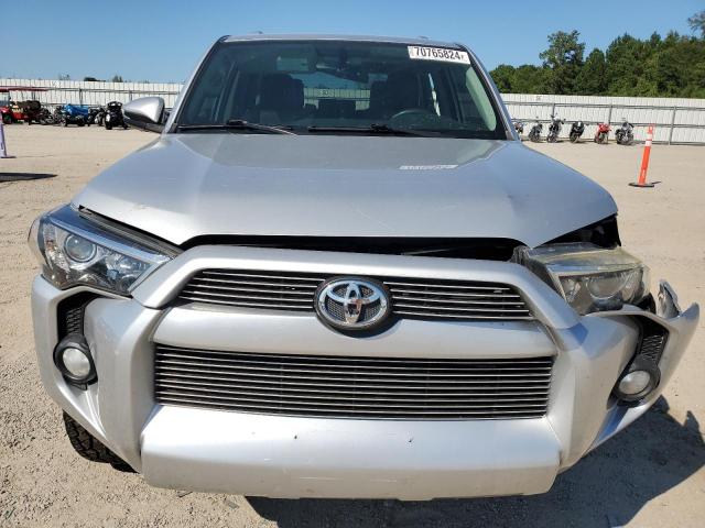 VIN JTEZU5JR1F5098372 2015 Toyota 4runner, SR5 no.5