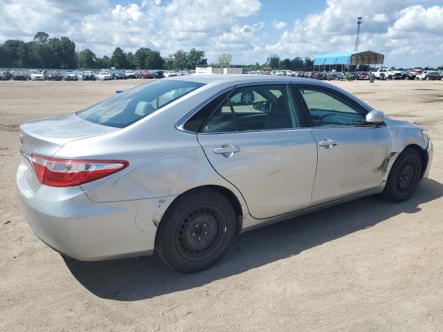 VIN 4T1BF1FKXGU179930 2016 Toyota Camry, LE no.3