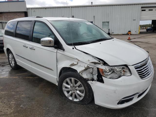 2016 CHRYSLER TOWN & COU - 2C4RC1GG3GR119863