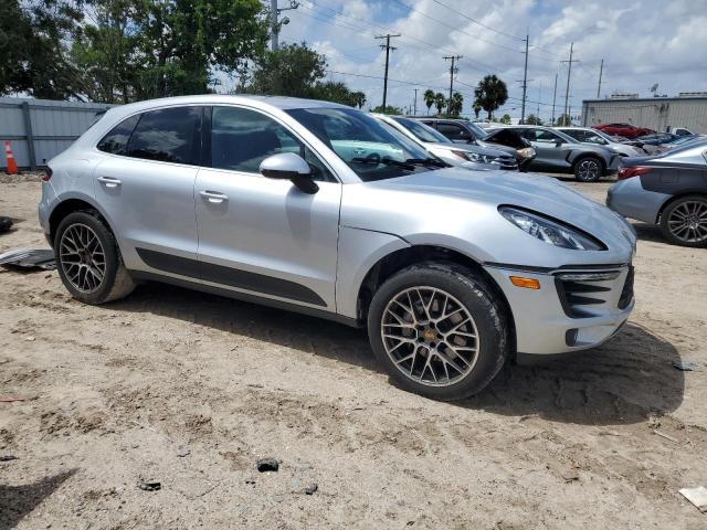 VIN WP1AB2A59FLB65619 2015 Porsche Macan, S no.4