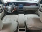 LINCOLN TOWN CAR C photo