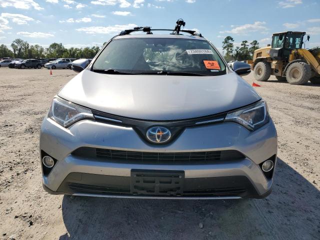 VIN JTMRJREV1JD245963 2018 Toyota RAV4, LE no.5