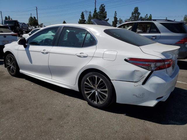 VIN 4T1B11HK5JU585634 2018 Toyota Camry, L no.2