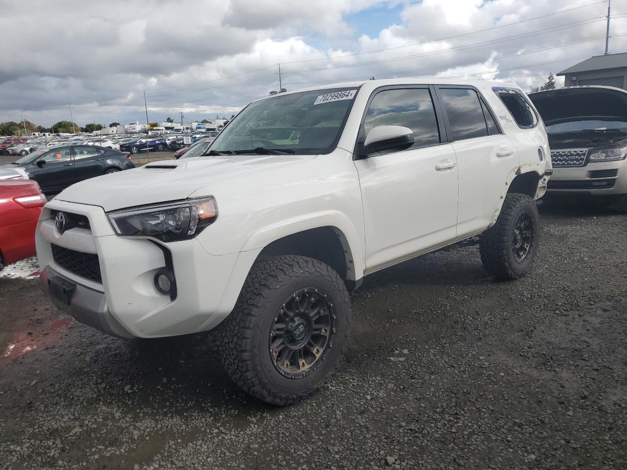 Lot #2891121167 2017 TOYOTA 4RUNNER SR