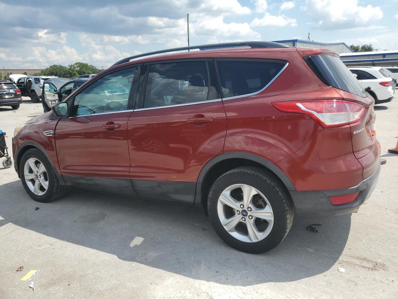 Lot #2886211611 2014 FORD ESCAPE SE