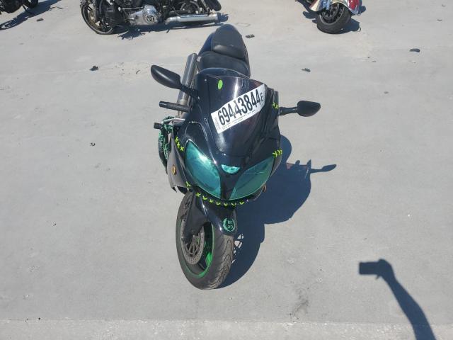 2000 KAWASAKI ZX900 E JKAZX2E11YA000380