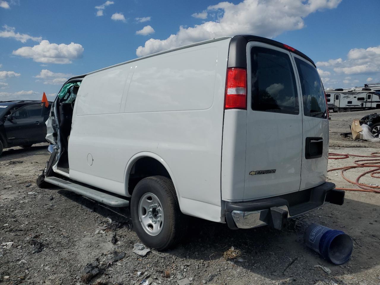 CHEVROLET EXPRESS G2 2022 white  gas 1GCWGAFPXN1160808 photo #4