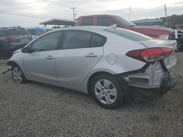 VIN 3KPFL4A77JE248274 2018 KIA Forte, LX no.2