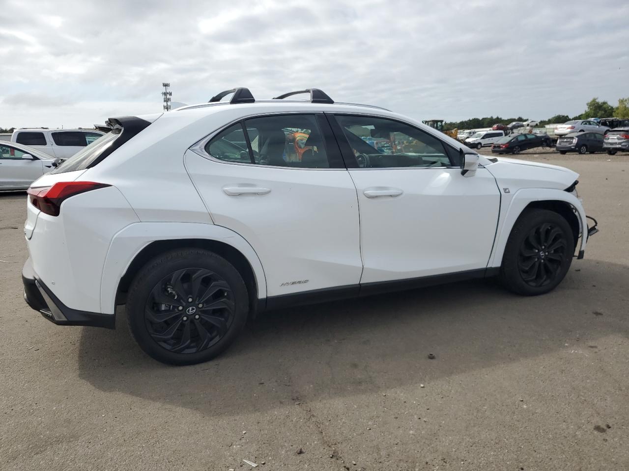 LEXUS UX 250H BA 2022 white  hybrid engine JTHR9JBH9N2060634 photo #4