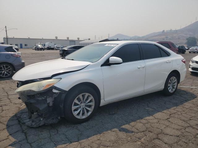 VIN 4T4BF1FK3FR453084 2015 Toyota Camry, LE no.1