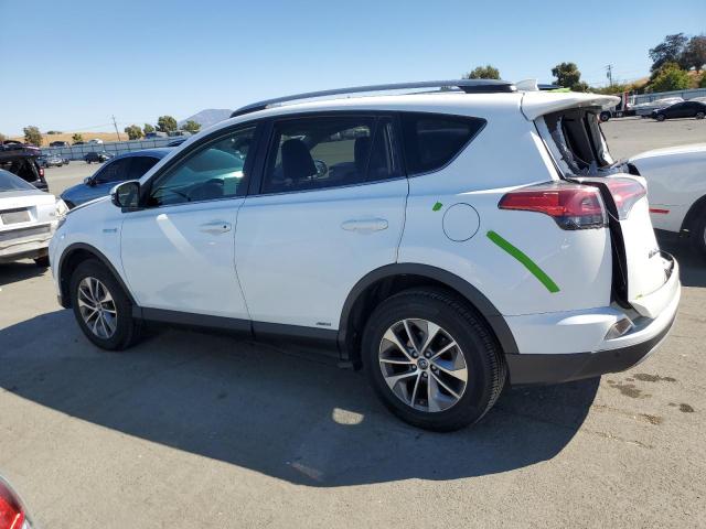 VIN JTMRJREV6JD162870 2018 Toyota RAV4, LE no.2