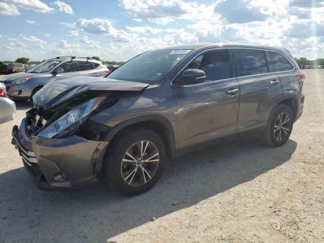 VIN 5TDZZRFH2KS292054 2019 Toyota Highlander, LE no.1