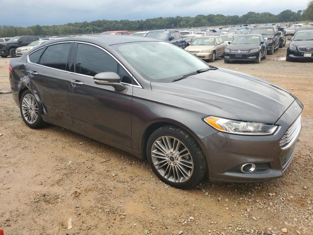 VIN 3FA6P0H9XGR377105 2016 Ford Fusion, SE no.4