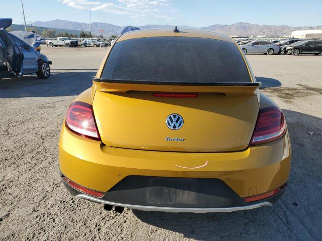 2018 VOLKSWAGEN BEETLE DUN 3VWSD7AT6JM703211