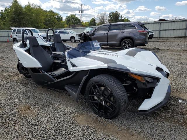 POLARIS SLINGSHOT 2021 white  gas 57XAATHD3M8141024 photo #1