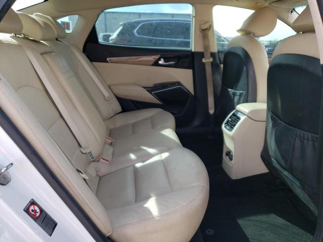 2018 KIA CADENZA LU KNALC4J11J5105019
